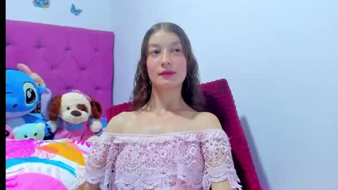  Chloe  online show from 3, 6, 2026
