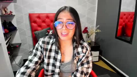 Snapshot of miawils_ chatting on 11, 2, 2025 M I A W I L S online show from 11, 2, 2025