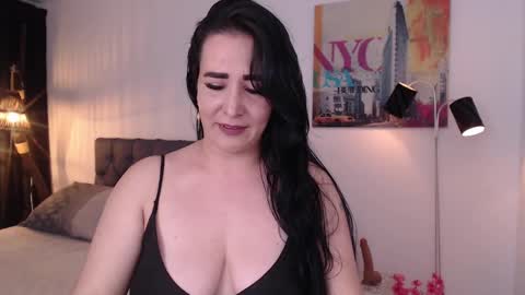 Snapshot of miawilson_1 chatting on 17, 1, 2025 Mia Wilson online show from 17, 1, 2025