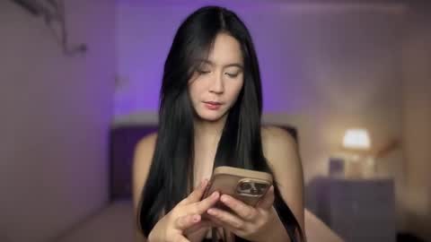 urbaby mica online show from 13, 2, 2025