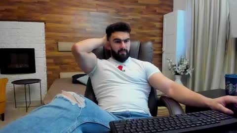 MicahLane online show from 24, 11, 2025