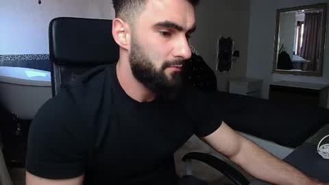 MicahLane online show from 16, 4, 2026