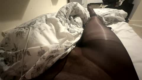 Snapshot of michael12643 chatting on 18, 9, 2025 James online show from 18, 9, 2025