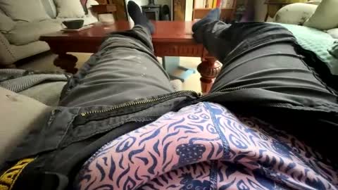 Snapshot of michael12643 chatting on 9, 10, 2025 James online show from 9, 10, 2025