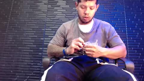 Michael Daviss online show from 8, 3, 2025