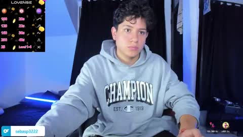 Snapshot of michael_kendall0 chatting on 4, 1, 2025 michael independent model online show from 4, 1, 2025