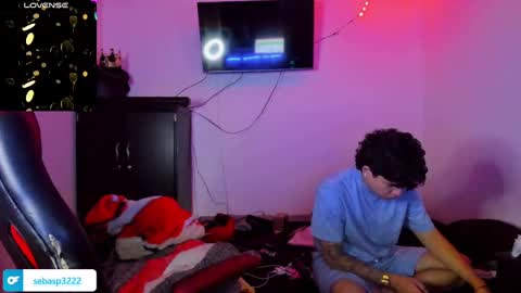 Snapshot of michael_kendall0 chatting on 10, 1, 2025 michael independent model online show from 10, 1, 2025