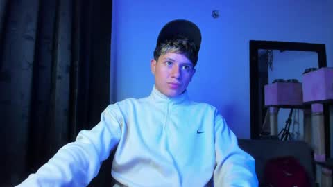 Snapshot of michael_kendall0 chatting on 28, 3, 2026 michael independent model online show from 28, 3, 2026