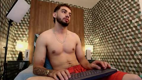 Snapshot of michael_magno chatting on 1, 10, 2025 Michael Stevens online show from 1, 10, 2025