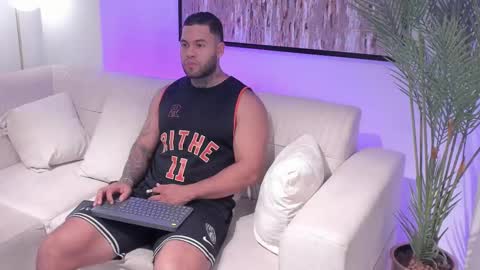 Michael Salens independent model online show from 21, 2, 2025