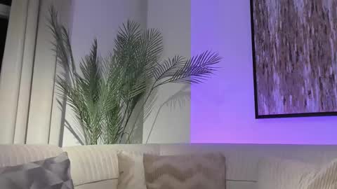 Michael Salens independent model online show from 8, 3, 2025