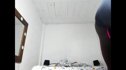 Snapshot of michael_smitht chatting on 16, 10, 2025 Michael online show from 16, 10, 2025