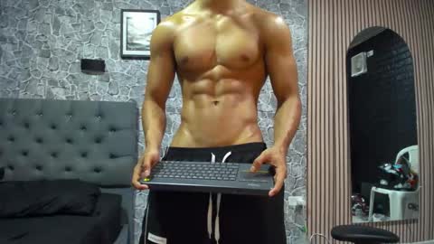 Snapshot of michael_torres15 chatting on 21, 9, 2025 michael_torres15 online show from 21, 9, 2025