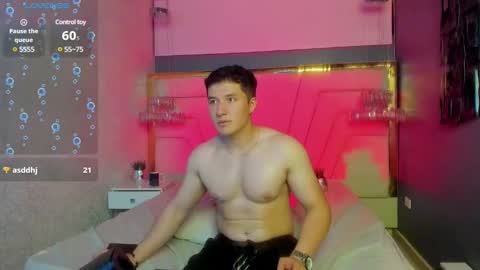 MichaelConnor  online show from 22, 2, 2025