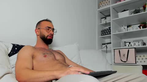 MichaelEvansx online show from 2, 12, 2024