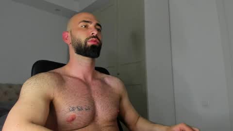 Snapshot of michaelevansx chatting on 21, 4, 2026 MichaelEvansx online show from 21, 4, 2026
