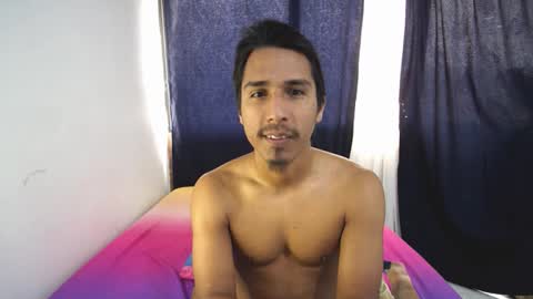 Snapshot of michaelhotbbc chatting on 4, 12, 2025 Michael online show from 4, 12, 2025