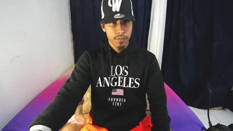 Snapshot of michaelhotbbc chatting on 5, 12, 2025 Michael online show from 5, 12, 2025