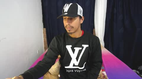 Snapshot of michaelhotbbc chatting on 18, 12, 2025 Michael online show from 18, 12, 2025