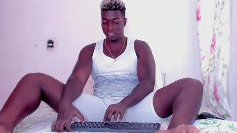 Snapshot of michaell_james chatting on 7, 12, 2024 Michaell online show from 7, 12, 2024