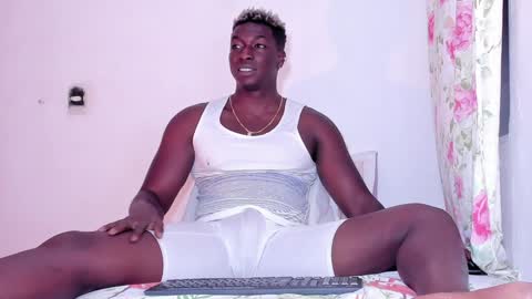 Snapshot of michaell_james chatting on 7, 12, 2024 Michaell online show from 7, 12, 2024