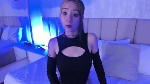 Michael Walkerr online show from 7, 2, 2025