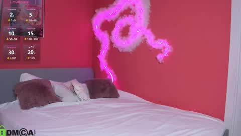 Snapshot of michele_mack chatting on 15, 12, 2025 michele_mack online show from 15, 12, 2025