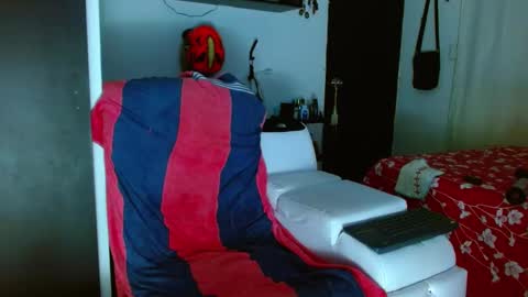 Snapshot of michell_myers chatting on 15, 2, 2025 michell_myers online show from 15, 2, 2025