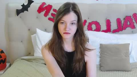 Michelle online show from 25, 10, 2025