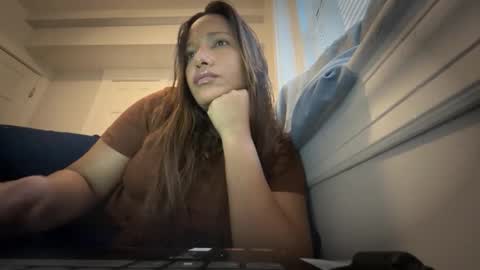 Anne Michelle online show from 13, 12, 2025