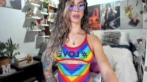 michelle apihel online show from 23, 7, 2026