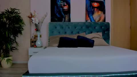 michellereys online show from 13, 9, 2025