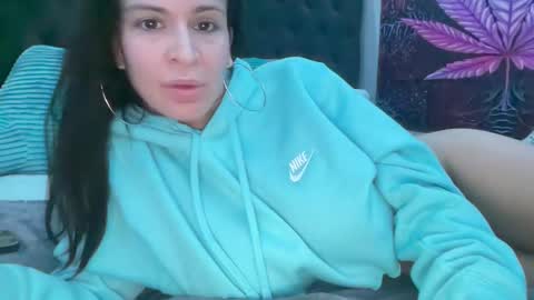 Skye online show from 6, 3, 2025