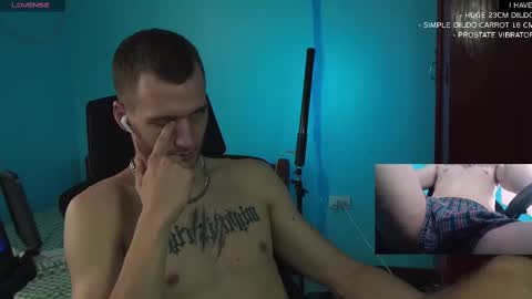 Snapshot of mickey_pict chatting on 4, 3, 2025 Mickey online show from 4, 3, 2025