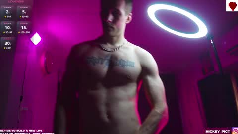 Snapshot of mickey_pict chatting on 7, 10, 2025 Mickey online show from 7, 10, 2025