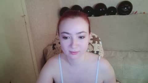 Snapshot of mickywood chatting on 10, 11, 2025 Micky online show from 10, 11, 2025