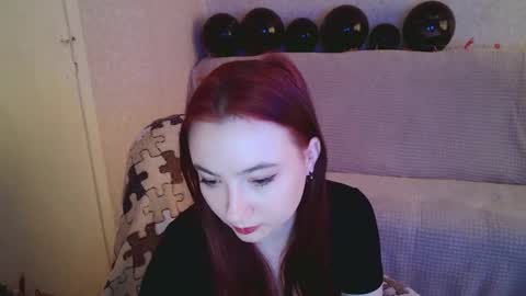 Snapshot of mickywood chatting on 13, 11, 2025 Micky online show from 13, 11, 2025