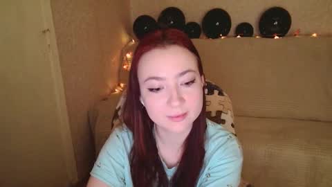 Snapshot of mickywood chatting on 20, 11, 2025 Micky online show from 20, 11, 2025