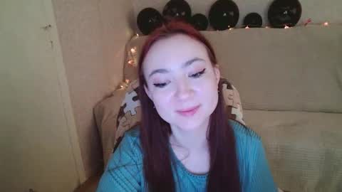 Snapshot of mickywood chatting on 21, 11, 2025 Micky online show from 21, 11, 2025