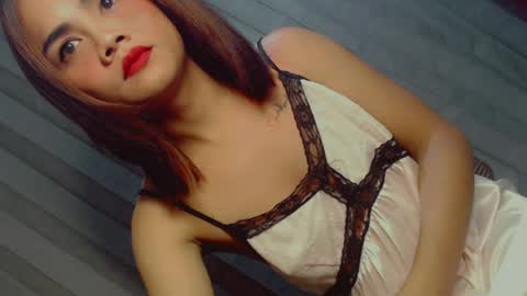 Snapshot of midnight_cravings143 chatting on 28, 6, 2026 terra online show from 28, 6, 2026