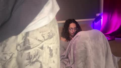 Snapshot of midnight_motion chatting on 3, 11, 2025 midnight_motion online show from 3, 11, 2025