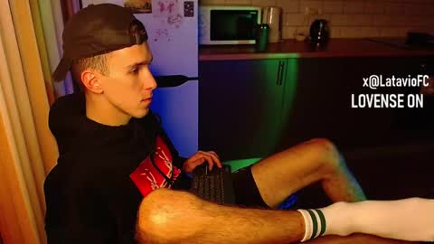 Snapshot of midnighter__ chatting on 28, 9, 2025 Alexey or just Alex online show from 28, 9, 2025