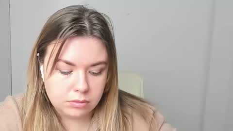 Snapshot of midnightmariana chatting on 14, 11, 2025 Mariana online show from 14, 11, 2025