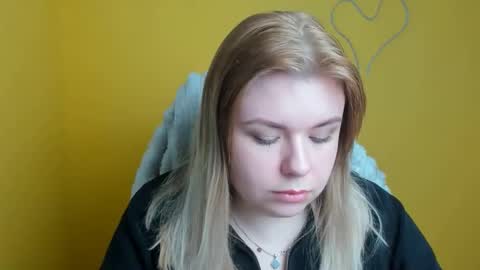 Snapshot of midnightmariana chatting on 1, 12, 2025 Mariana online show from 1, 12, 2025