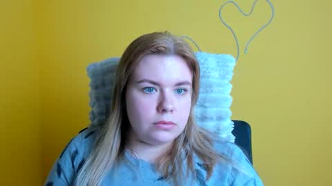 Snapshot of midnightmariana chatting on 3, 12, 2025 Mariana online show from 3, 12, 2025