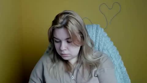 Snapshot of midnightmariana chatting on 15, 12, 2025 Mariana online show from 15, 12, 2025