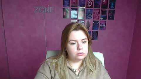 Snapshot of midnightmariana chatting on 16, 12, 2025 Mariana online show from 16, 12, 2025