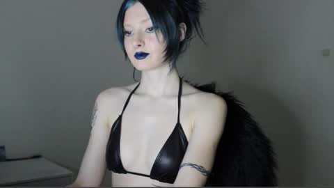 midnightsiren online show from 5, 3, 2026