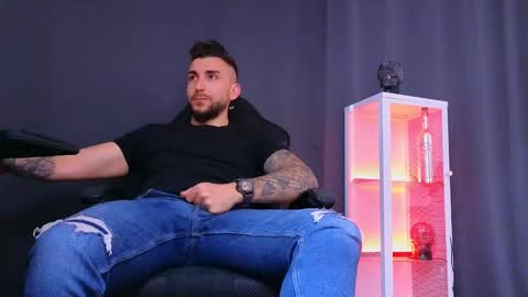 MightyAaron online show from 20, 2, 2025