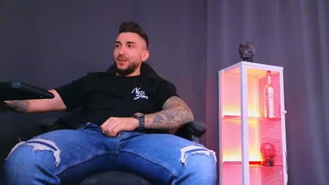 MightyAaron online show from 22, 2, 2025